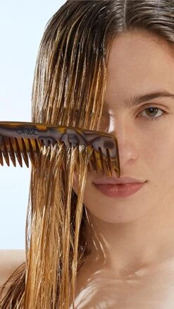 Oribe Run-Through Detangling Shampoo -Oribe oribe3000313153 1663963758532 2 0. UX357 QL90