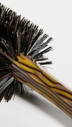 Oribe Large Round Brush -Oribe oribe3004113153 1674156877058 2 0. UX357 QL90