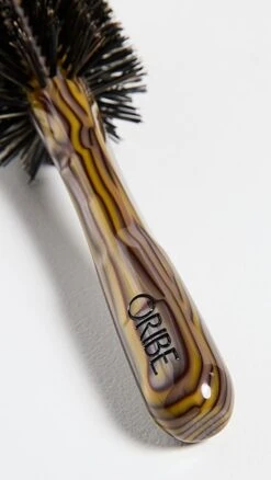 Oribe Medium Round Brush -Oribe oribe3004213153 1674156982377 2 0. UX357 QL90