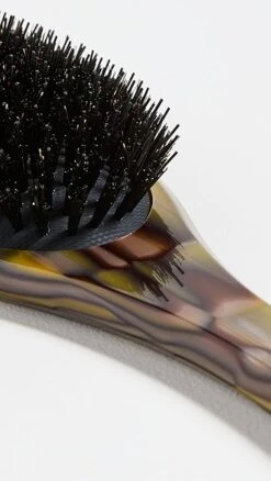 Oribe Flat Brush -Oribe oribe3004313153 1674157047592 2 0. UX357 QL90