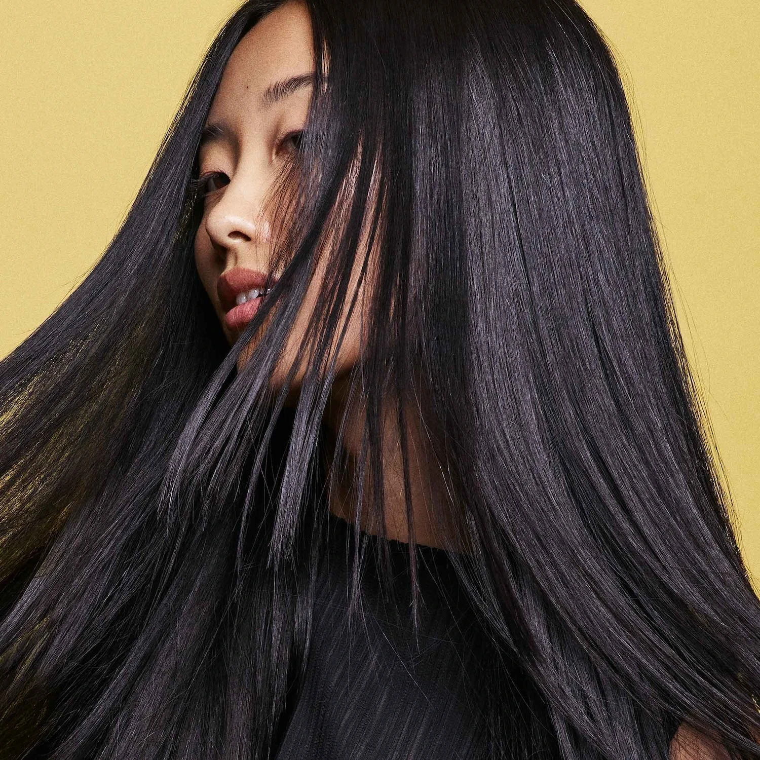 Oribe MINI HAIR ALCHEMY STRENGTHENING CONDITIONER 7 Oribe MINI HAIR ALCHEMY STRENGTHENING CONDITIONER - Image 5